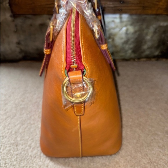 NWT Dooney & Bourke Florentine Domed Satchel in Natural - Picture 4 of 10